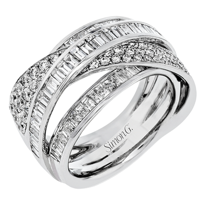 Right Hand Ring in 18k Gold with Diamonds