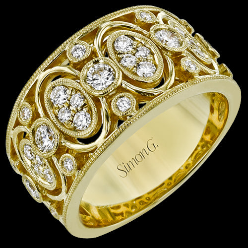Right Hand Ring in 18k Gold with Diamonds