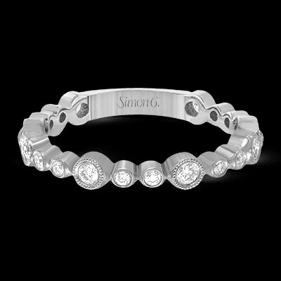 Right Hand Ring in 18k Gold with Diamonds