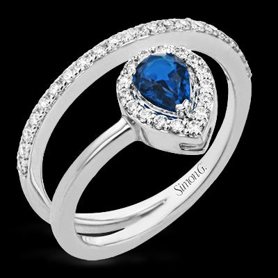 Color Ring in 18k Gold with Diamonds