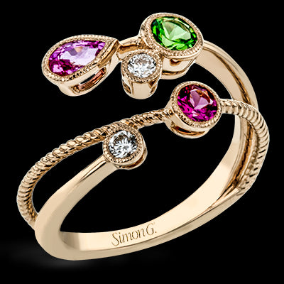 Color Ring in 18k Gold with Diamonds