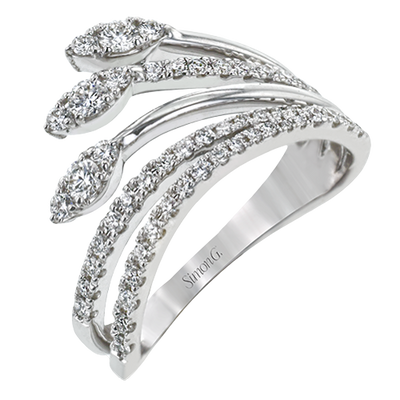 Right Hand Ring in 18k Gold with Diamonds