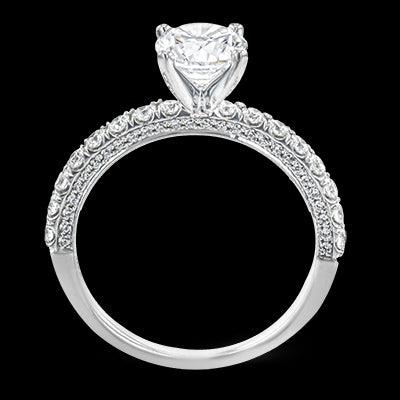 Engagement Ring in 18k Gold with Diamonds