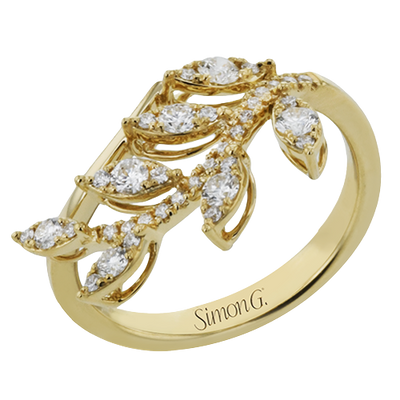 Right Hand Ring in 18k Gold with Diamonds