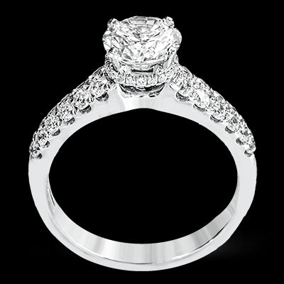 Engagement Ring in 18k Gold with Diamonds