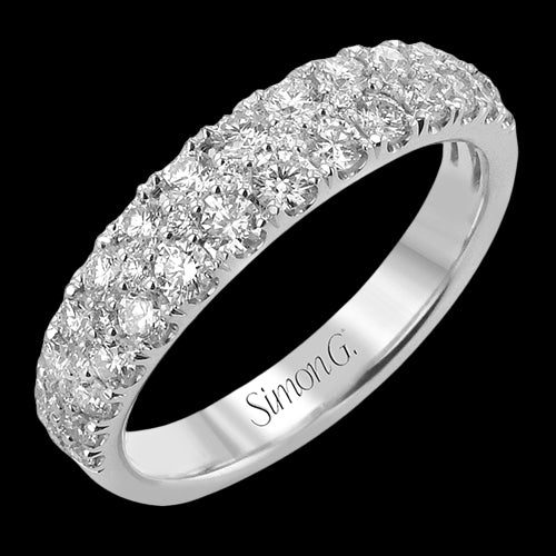 Engagement Ring in 18k Gold with Diamonds