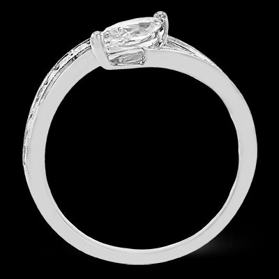 Engagement Ring in 18k Gold with Diamonds