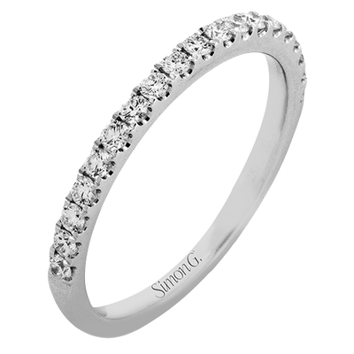 Engagement Ring in 18k Gold with Diamonds