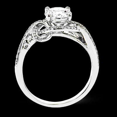 Engagement Ring in 18k Gold with Diamonds