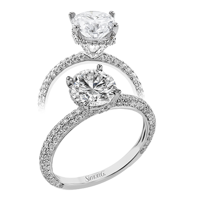 Engagement Ring in 18k Gold with Diamonds
