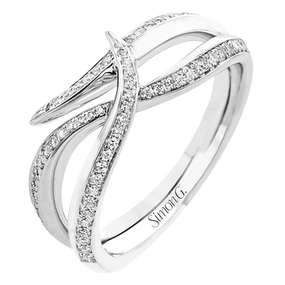 Right Hand Ring in 18k Gold with Diamonds