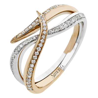 Right Hand Ring in 18k Gold with Diamonds
