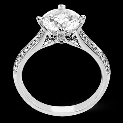 Engagement Ring in 18k Gold with Diamonds