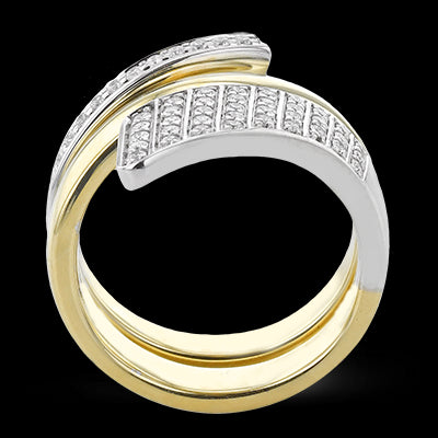 Right Hand Ring in 18k Gold with Diamonds