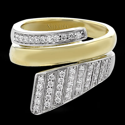 Right Hand Ring in 18k Gold with Diamonds
