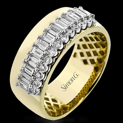 Right Hand Ring in 18k Gold with Diamonds