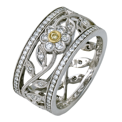 Right Hand Ring in 18k Gold with Diamonds