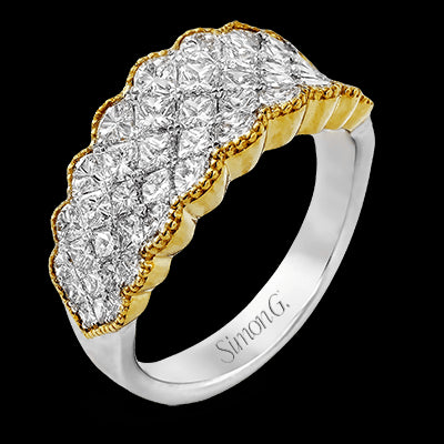 Right Hand Ring in 18k Gold