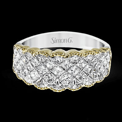 Right Hand Ring in 18k Gold