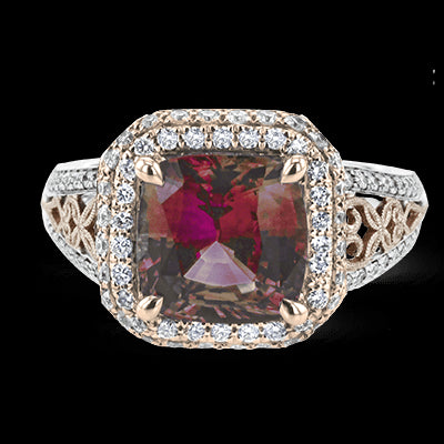 Color Ring in 18k Gold with Diamonds