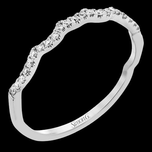 Engagement Ring in 18k Gold with Diamonds