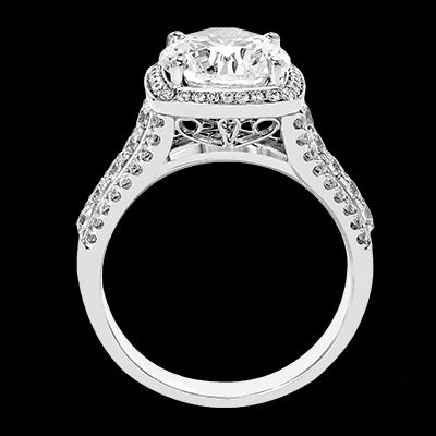 Engagement Ring in 18k Gold with Diamonds