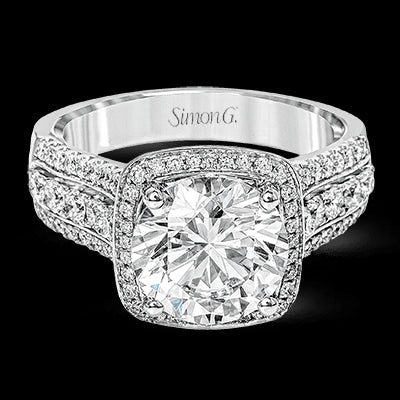 Engagement Ring in 18k Gold with Diamonds