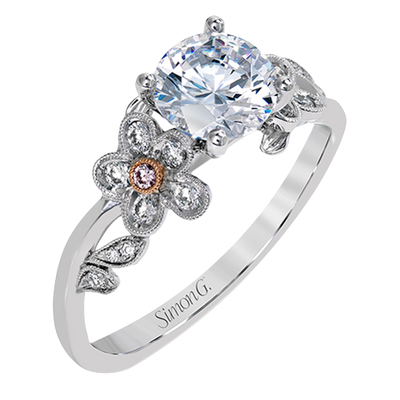 Engagement Ring in 18k Gold with Diamonds