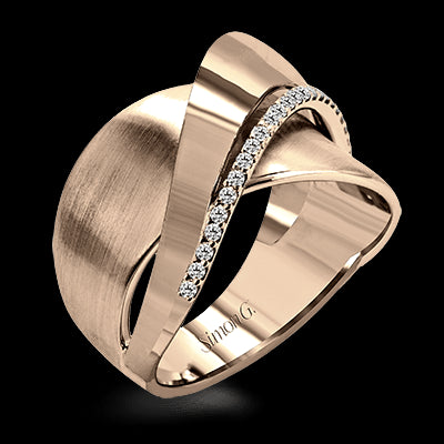 Right Hand Ring in 18k Gold with Diamonds