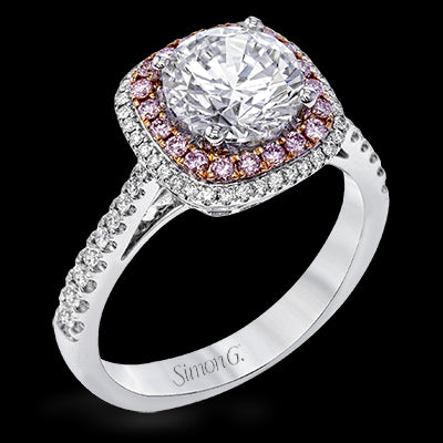 Engagement Ring in 18k Gold with Diamonds