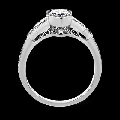 Engagement Ring in 18k Gold with Diamonds