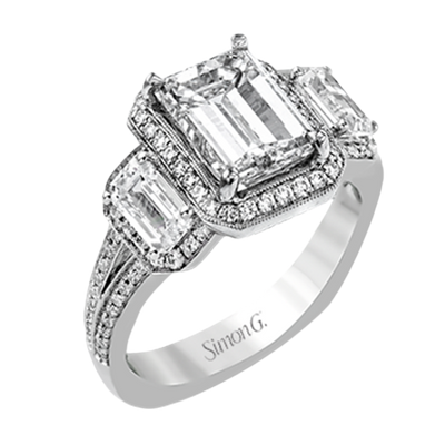 Engagement Ring in 18k Gold with Diamonds