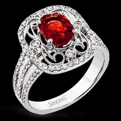 Color Ring in 18k Gold with Diamonds