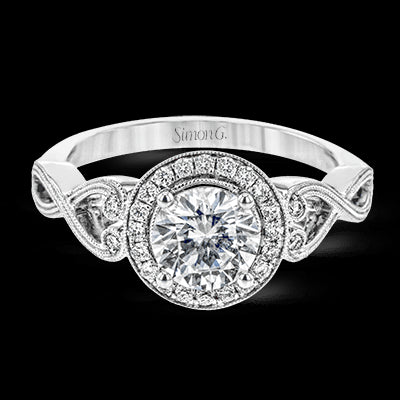 Engagement Ring in 18k Gold with Diamonds